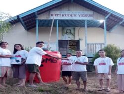 Lanjutkan Kegiatan Positif, OMG Kalbar Beri Bantuan Toren dan Mesin Air