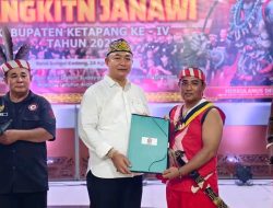 Bupati Ketapang Hadiri Anniversary Komunitas Adat Dayak Tangkintn Janawi