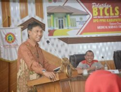 Wakil Bupati Ketapang Membuka Pelatihan Basic Trauma Cardiac Life Support (BTCLS)