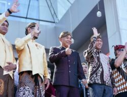 Kompak, Bupati dan Wakil Bupati Ketapang Hadiri Grebeg Suro Paguyuban Jawa Kab. Ketapang