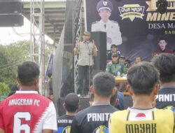 Wakil Bupati Ketapang Hadiri Partai Final Open Turnamen Sepak Bola Mine Sigare Cup Desa Mayak