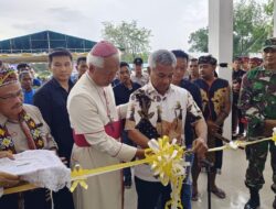BUPATI MARTIN RANTAN RESMIKAN GEREJA KATOLIK PAROKI SANTO CAROLUS BORROMEUS