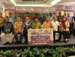 Wakil Bupati Ketapang hadiri penyerahan Premium RSPO