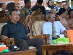 Bupati bersama Sekda lantik Camat serta demo Gizi di Jelai Hulu