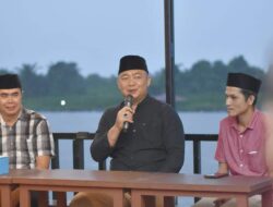 Sekda Ketapang Bukber dengan AJK