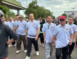 KPU Ketapang Promosikan Pemilihan Bupati Dan Wakil Bupati 2024 Dengan Kegiatan Jalan Sehat