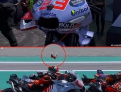Gila !! Marc Marquez Start P14, Finish P2